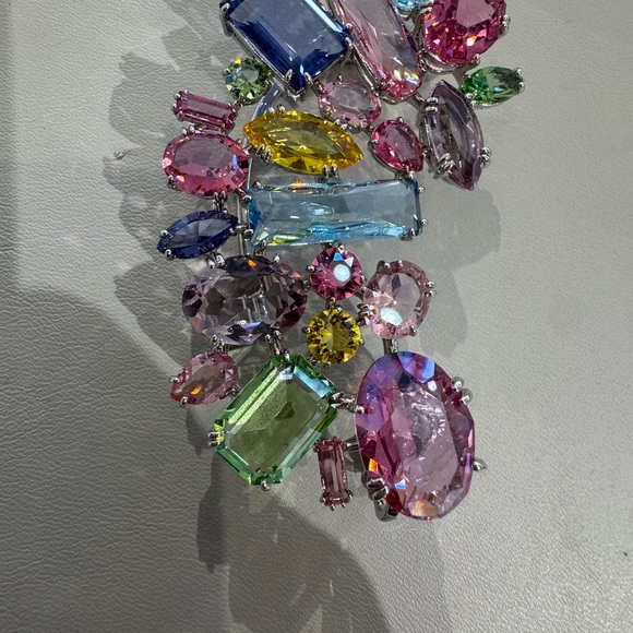 Swarovski Gema Ear Cuff Single, Oversized Crystals, Multicolored, Rhodium - Picture 7 of 7